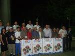 TURNUVAYA KATILAN Y�NET�C�LER�NE SICAK YUVA VAKFI ONUR PLAKET� VER�RKEN  TOPLU HATIRA FOTO�RAFI